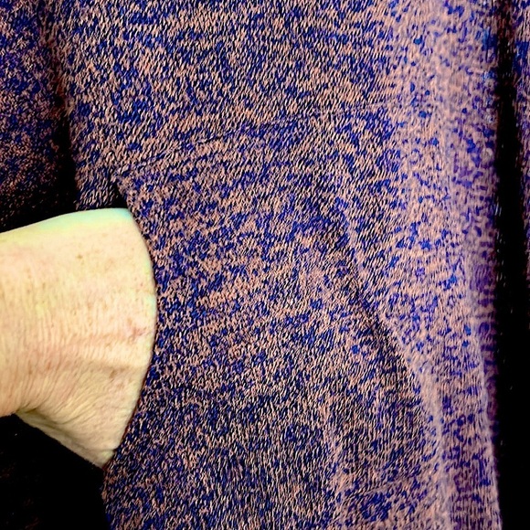 Paper Crane Sweater Hand Warmer Pocket Clay Orange Navy Blue Medium EUC - Picture 5 of 7